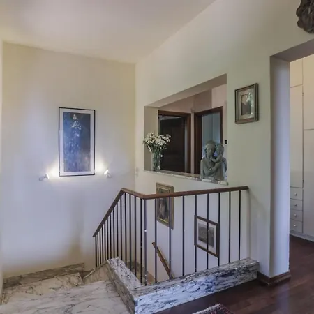 וילה Villa Lualdi *
