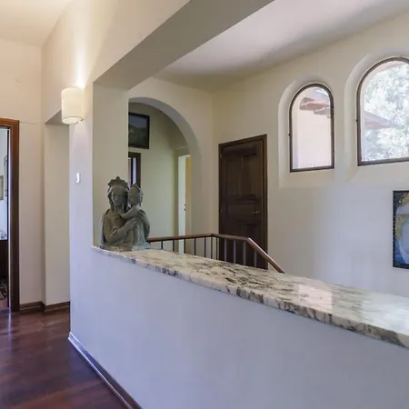 וילה Villa Lualdi Borgunto