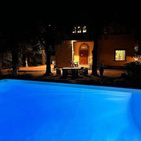 Villa Lualdi וילה *